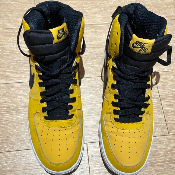 Nike Other - Men Yellow & Black Air Force Ones